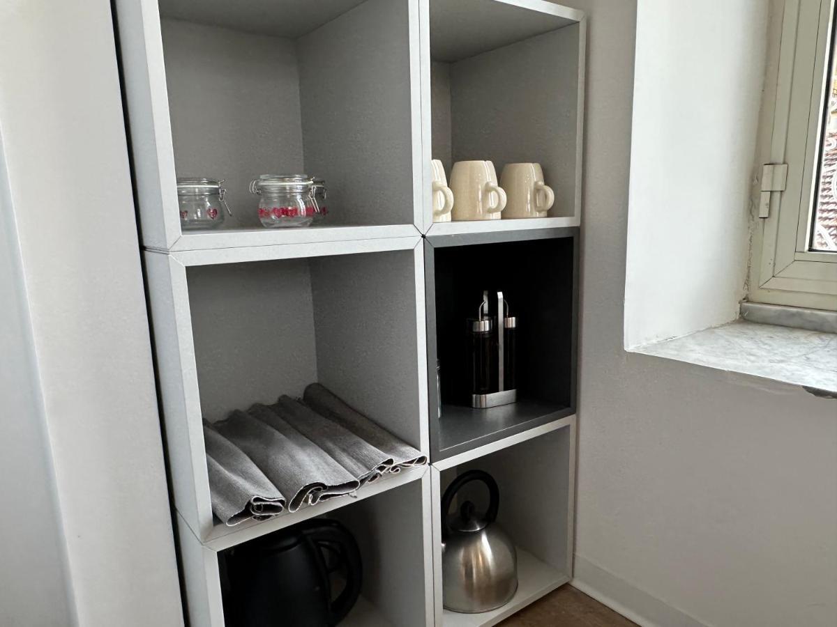 La Dimora Al Castello Central Flat Naples - My Place Ngoại thất bức ảnh